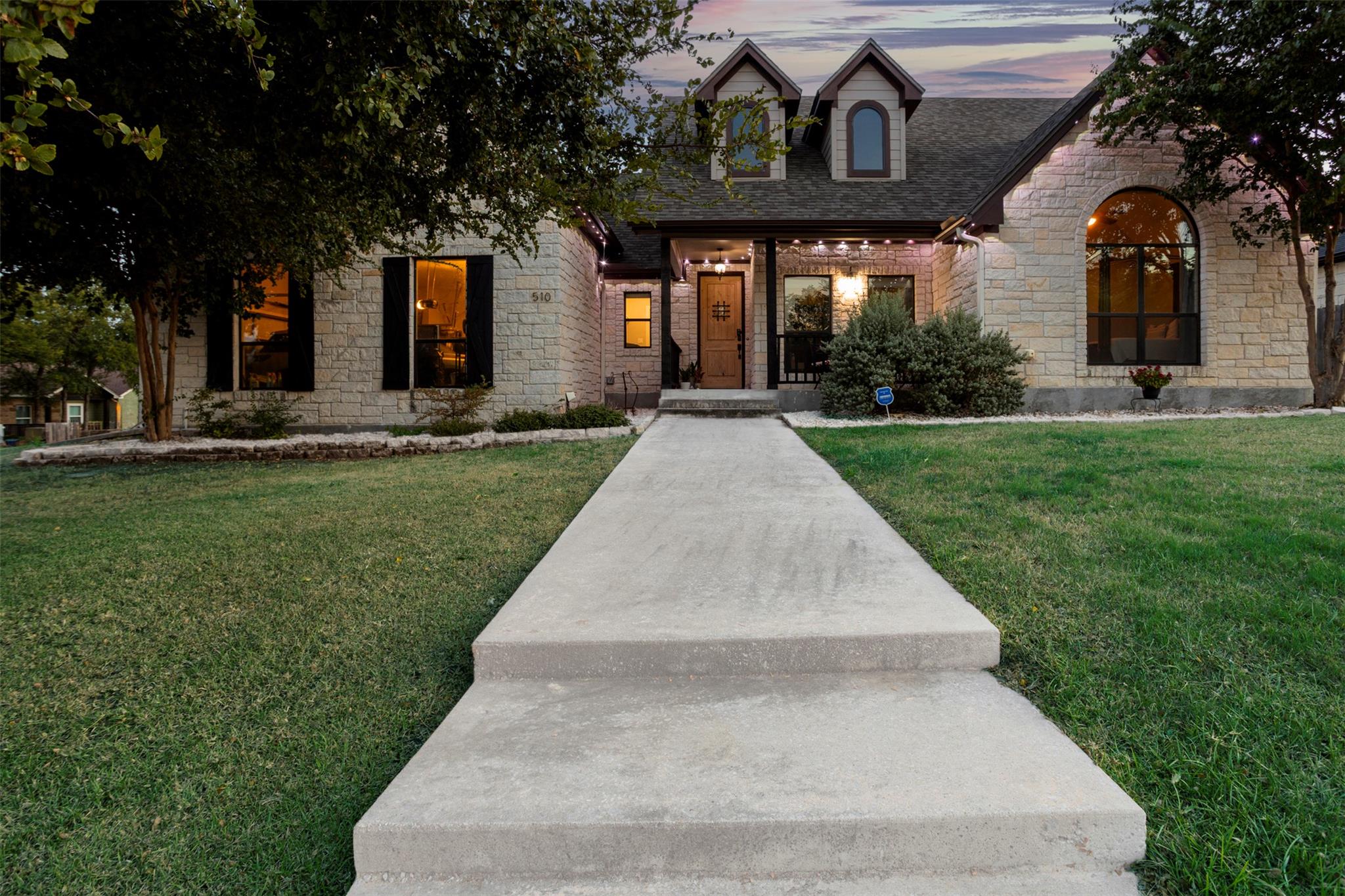 510 Woodland Park DR