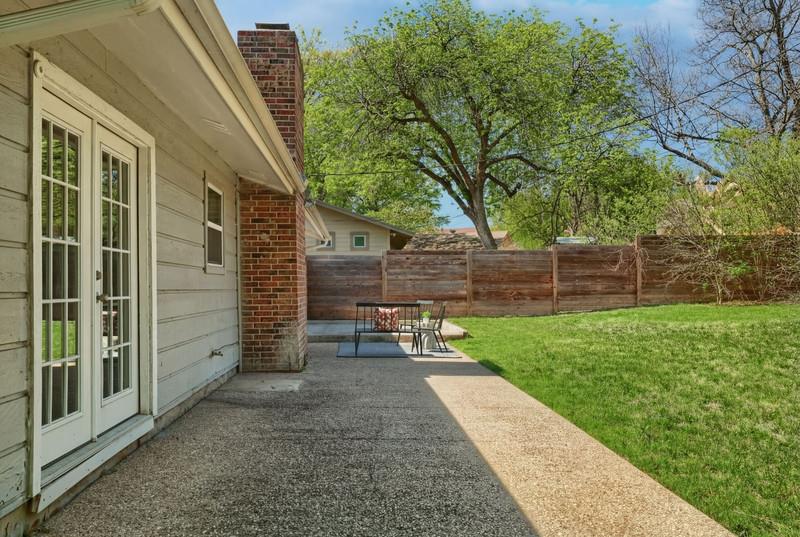 1704 Alleghany DR