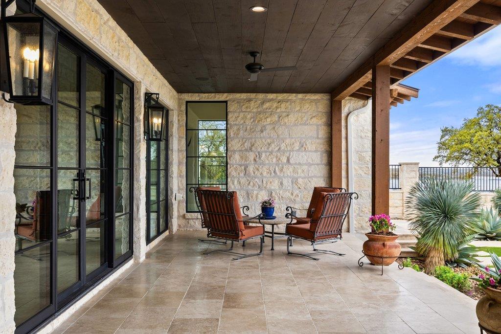 4001 Tejon CIR