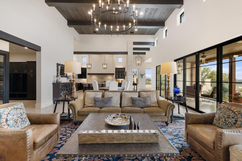 4001 Tejon CIR