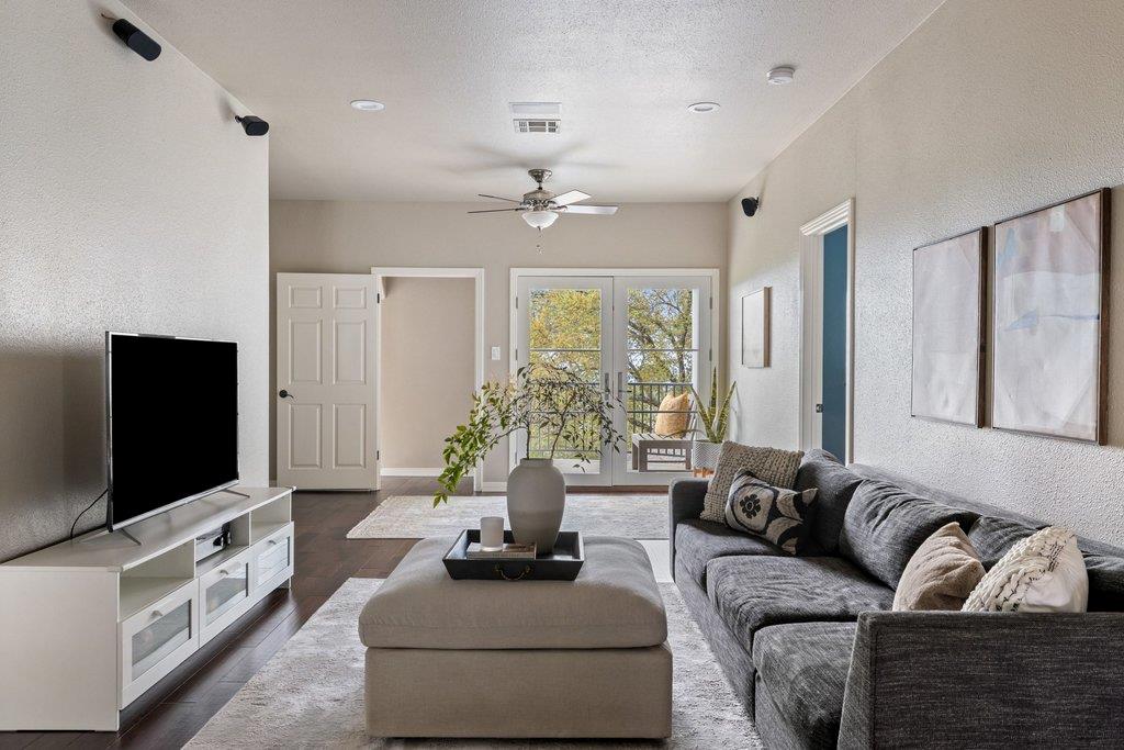 9905 Charthouse CV