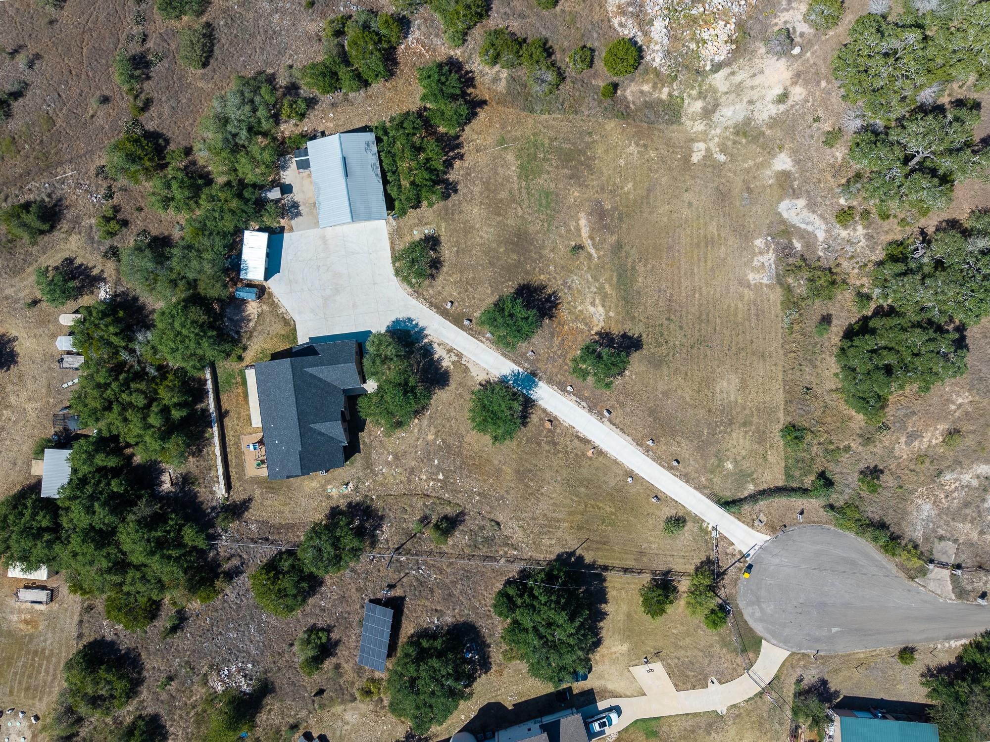 185 Valley Sierra LN