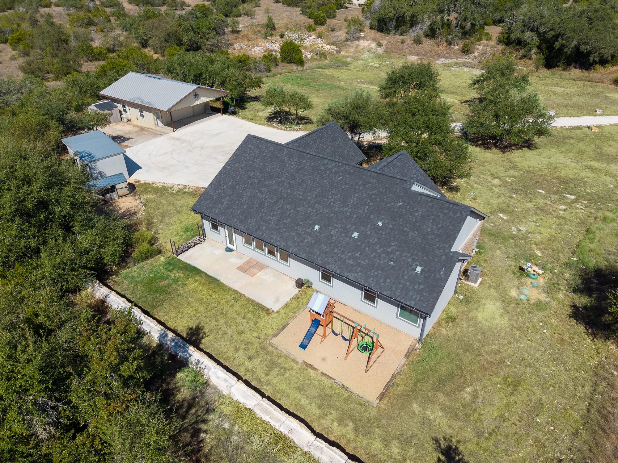 185 Valley Sierra LN