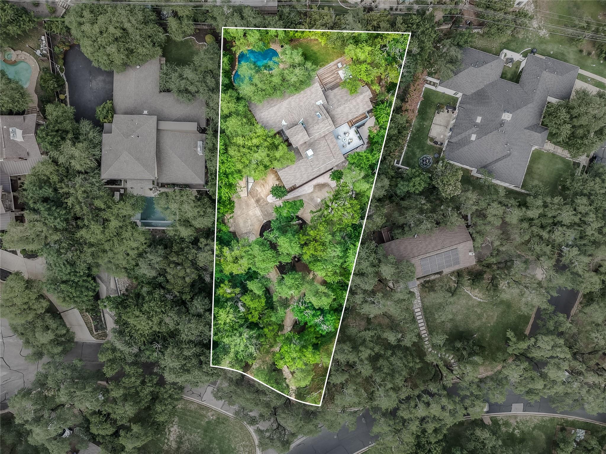 5801 Valley CIR