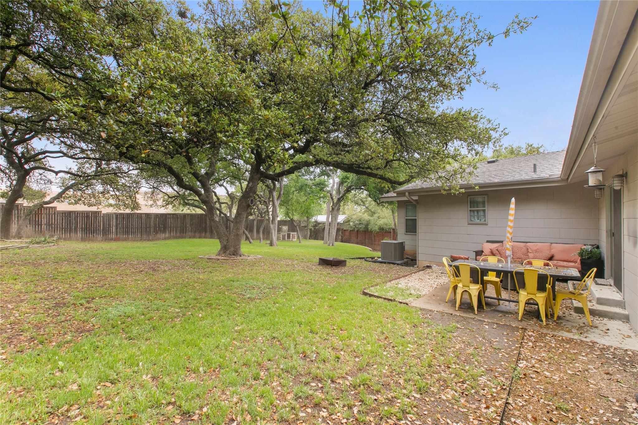 5108 Crestway DR