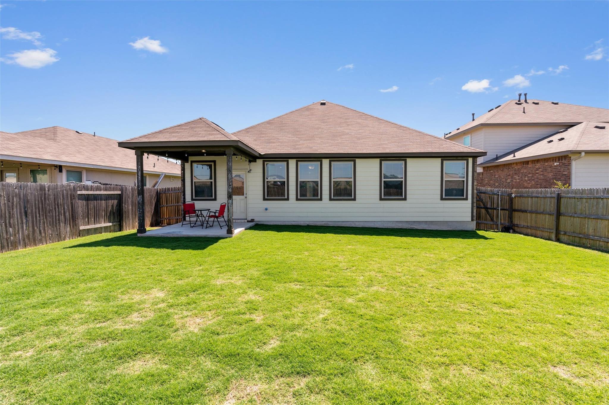 5944 Agostino DR