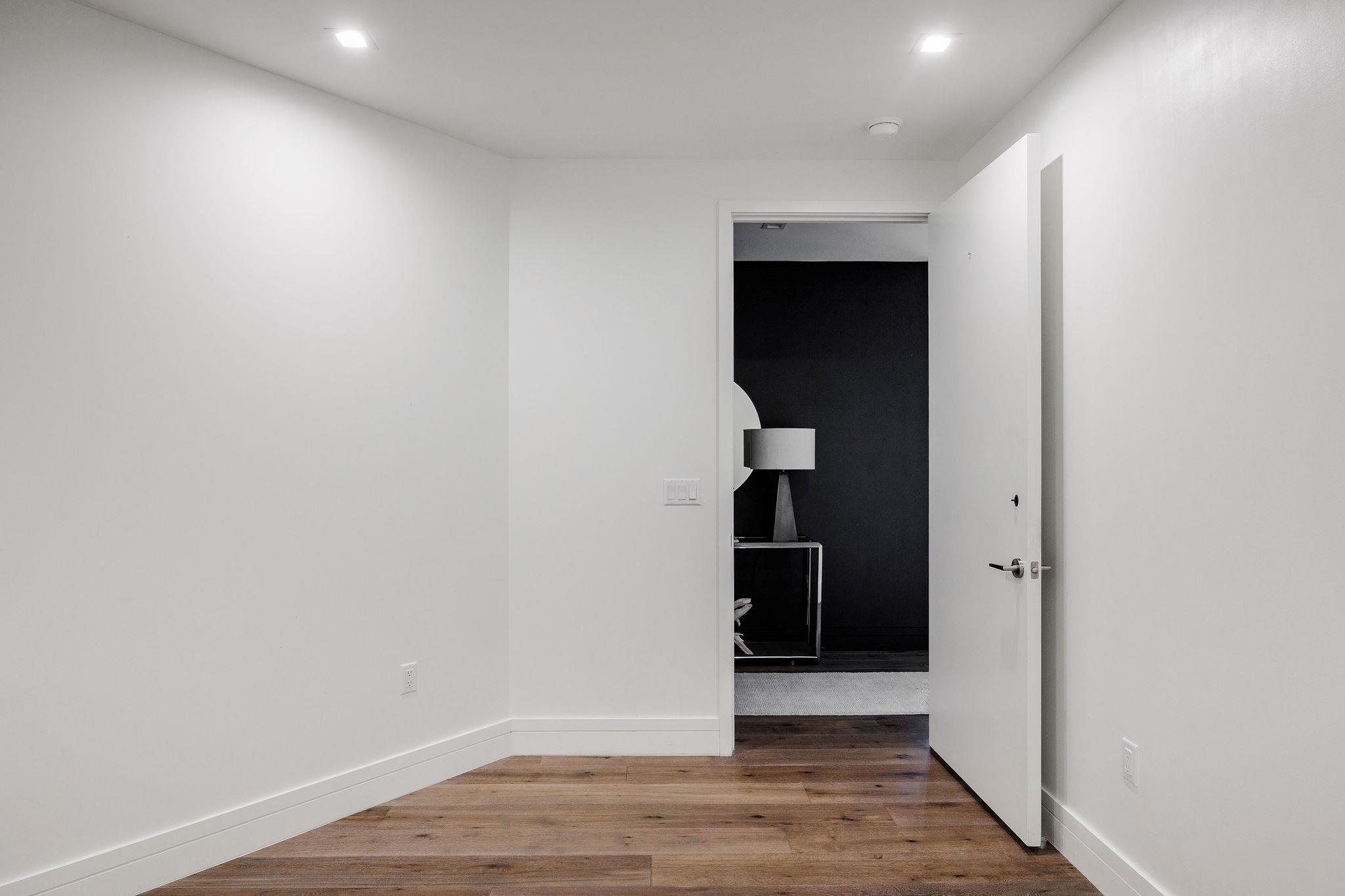 501 West Ave # 2404