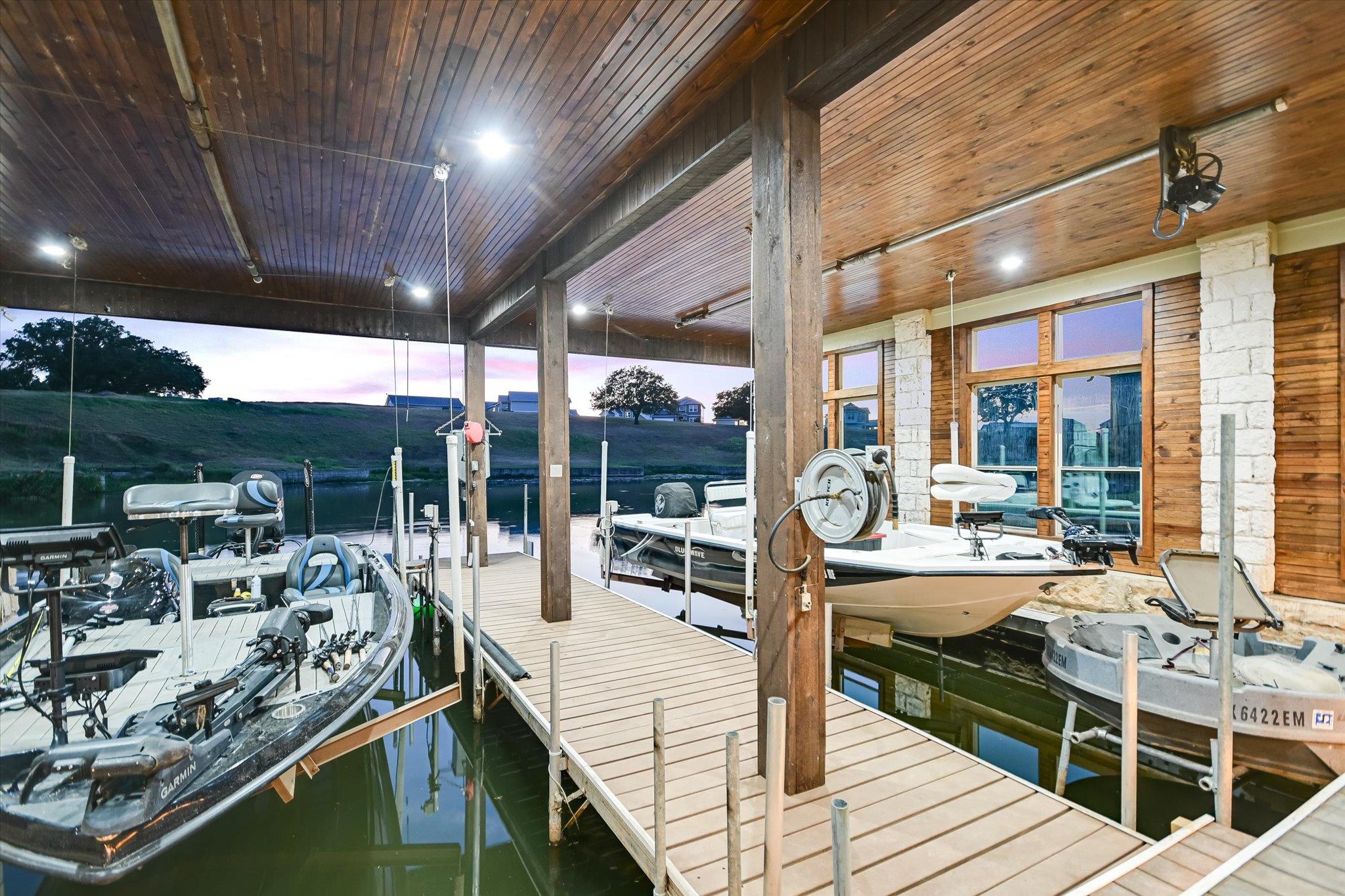 112 CLEARWATER DR