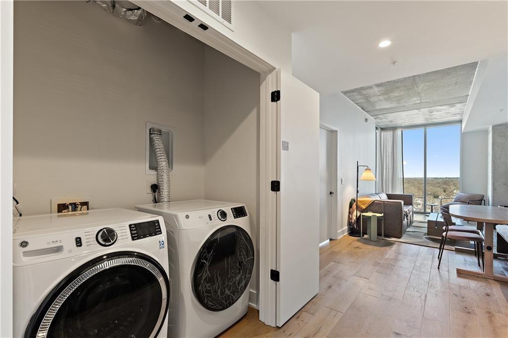 48 East Ave # 1506