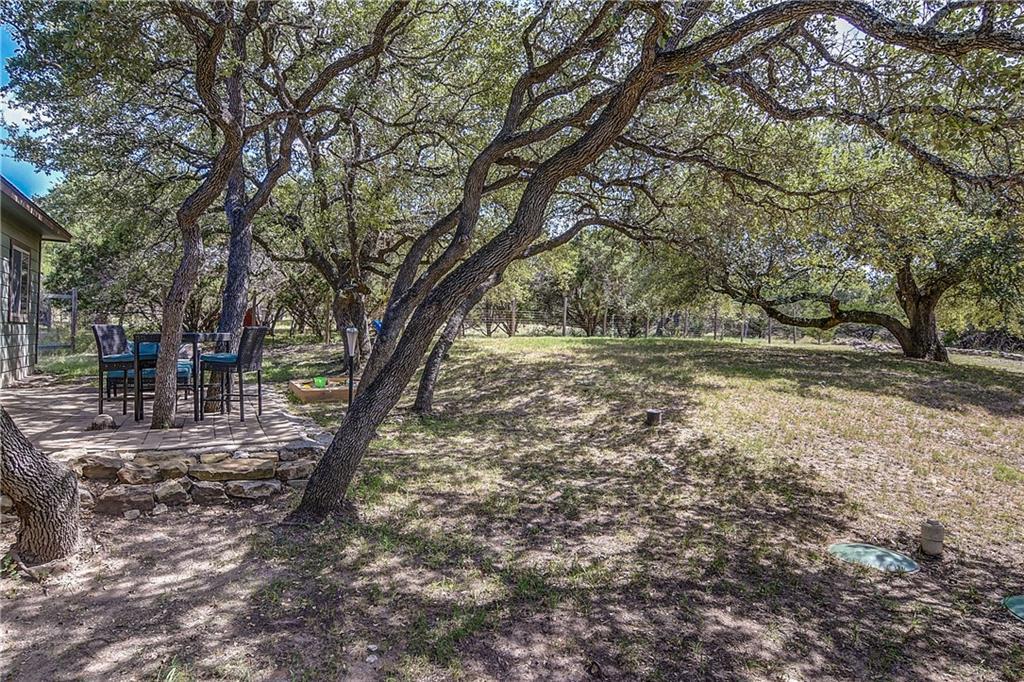 17106 Oak Cliff CIR