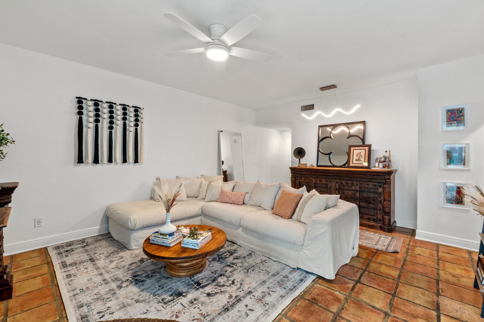 606 W Lynn ST # 13