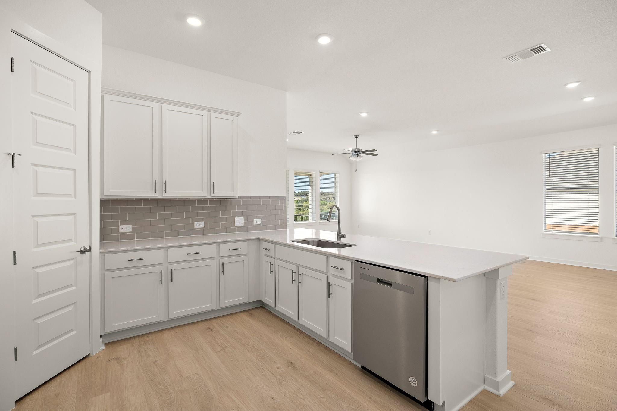 212 Mystic Canyon LN