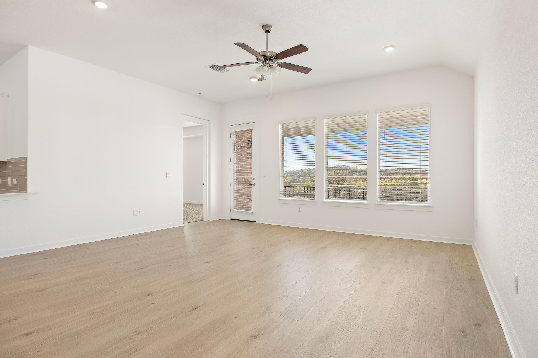 212 Mystic Canyon LN