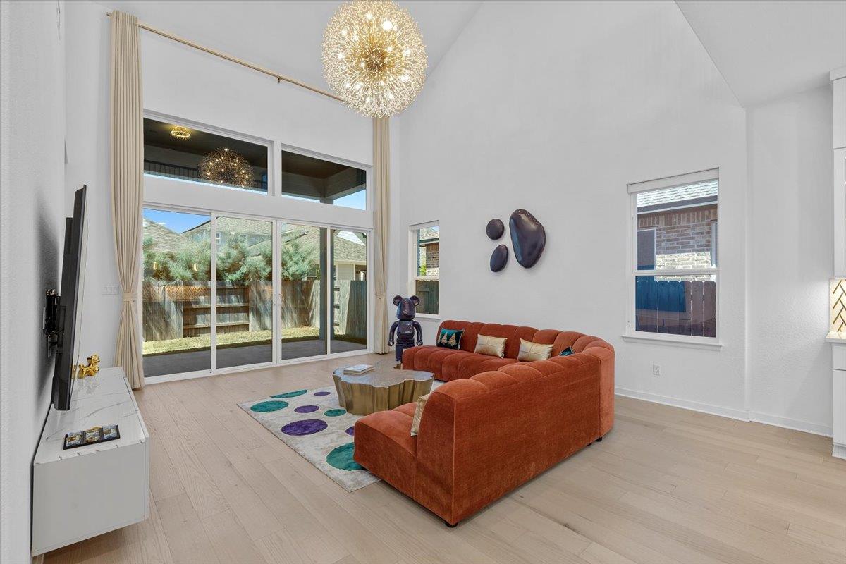 305 Lariat LOOP