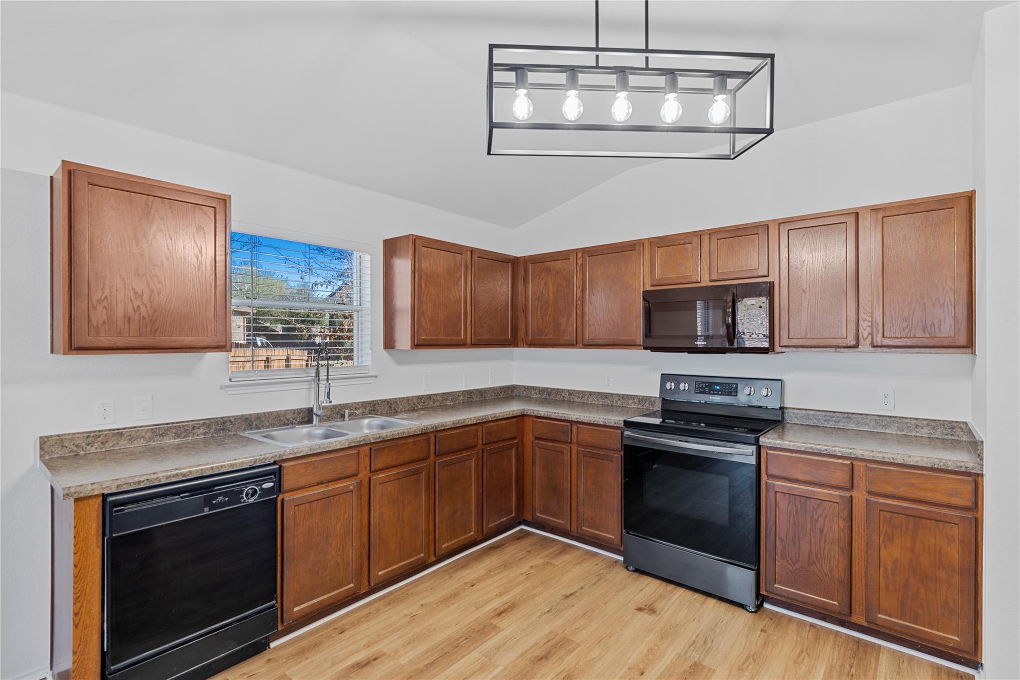 1310 Grande Mesa DR