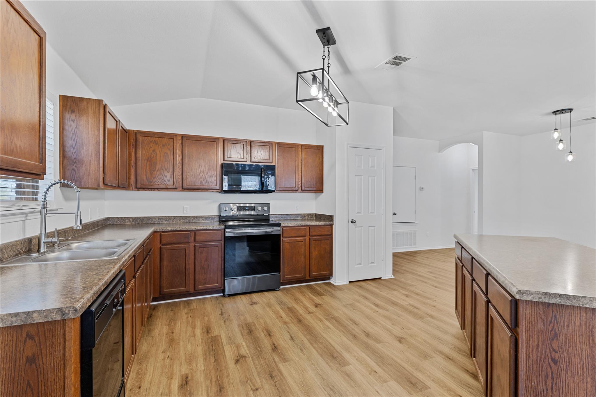 1310 Grande Mesa DR