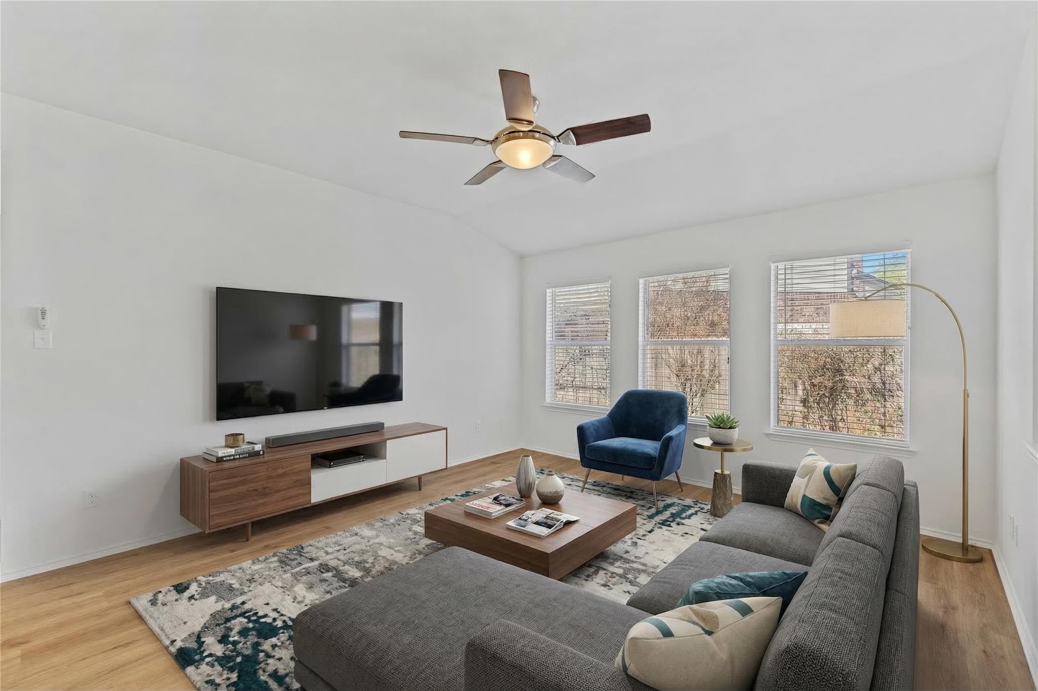 1310 Grande Mesa DR