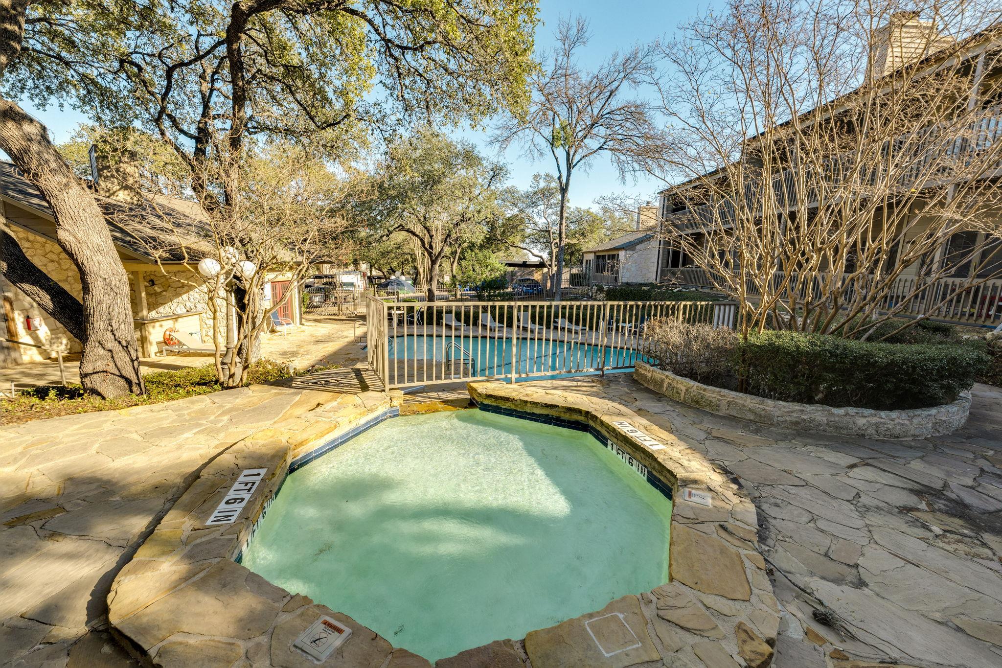 3809 Spicewood Springs RD # 150
