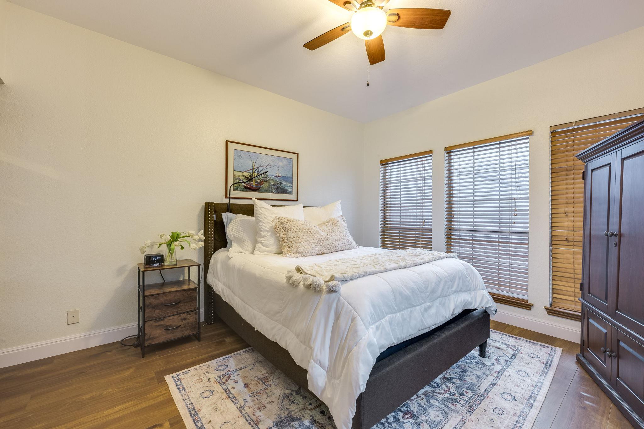 3809 Spicewood Springs RD # 150