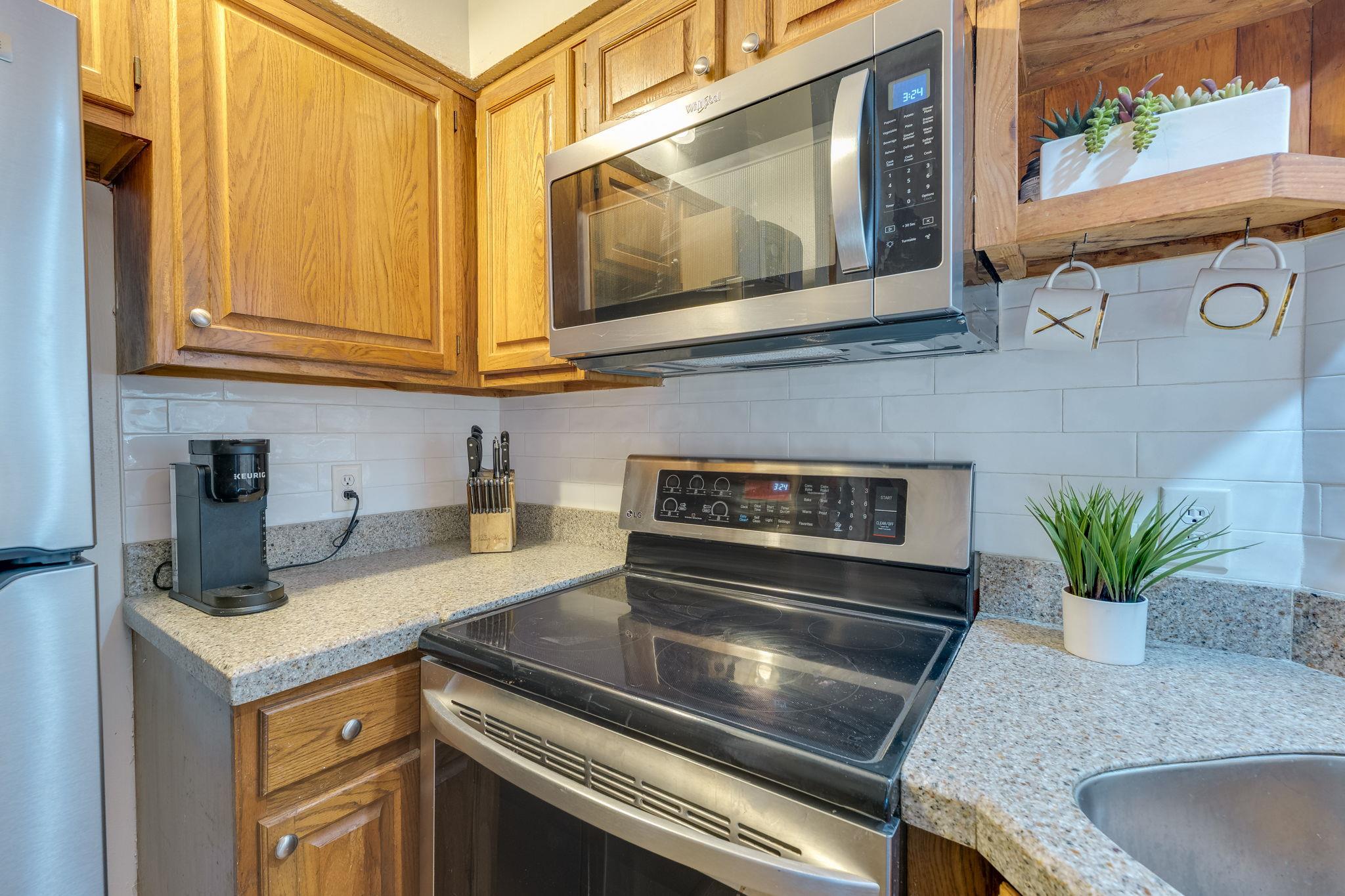 3809 Spicewood Springs RD # 150
