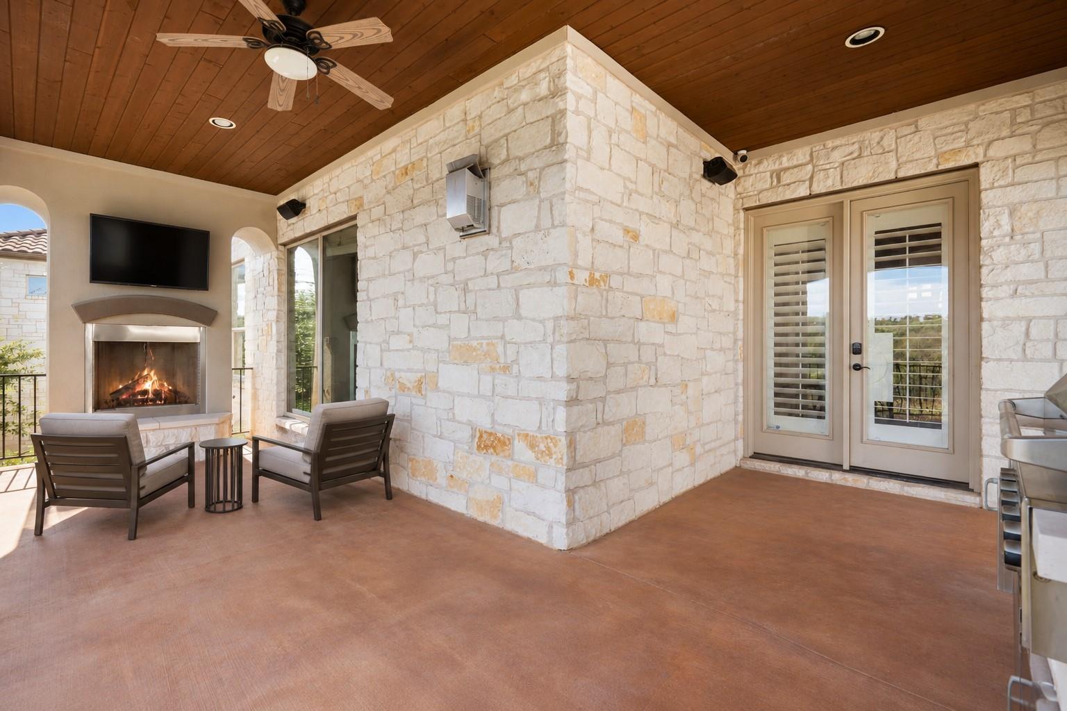 109 Feritti DR