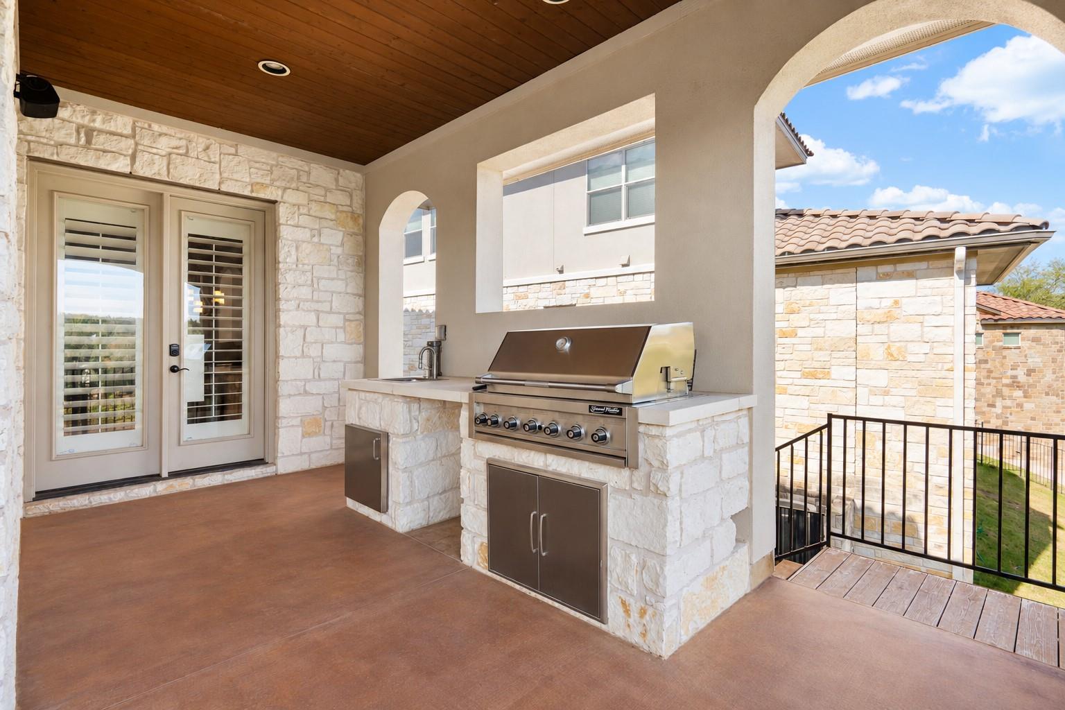 109 Feritti DR