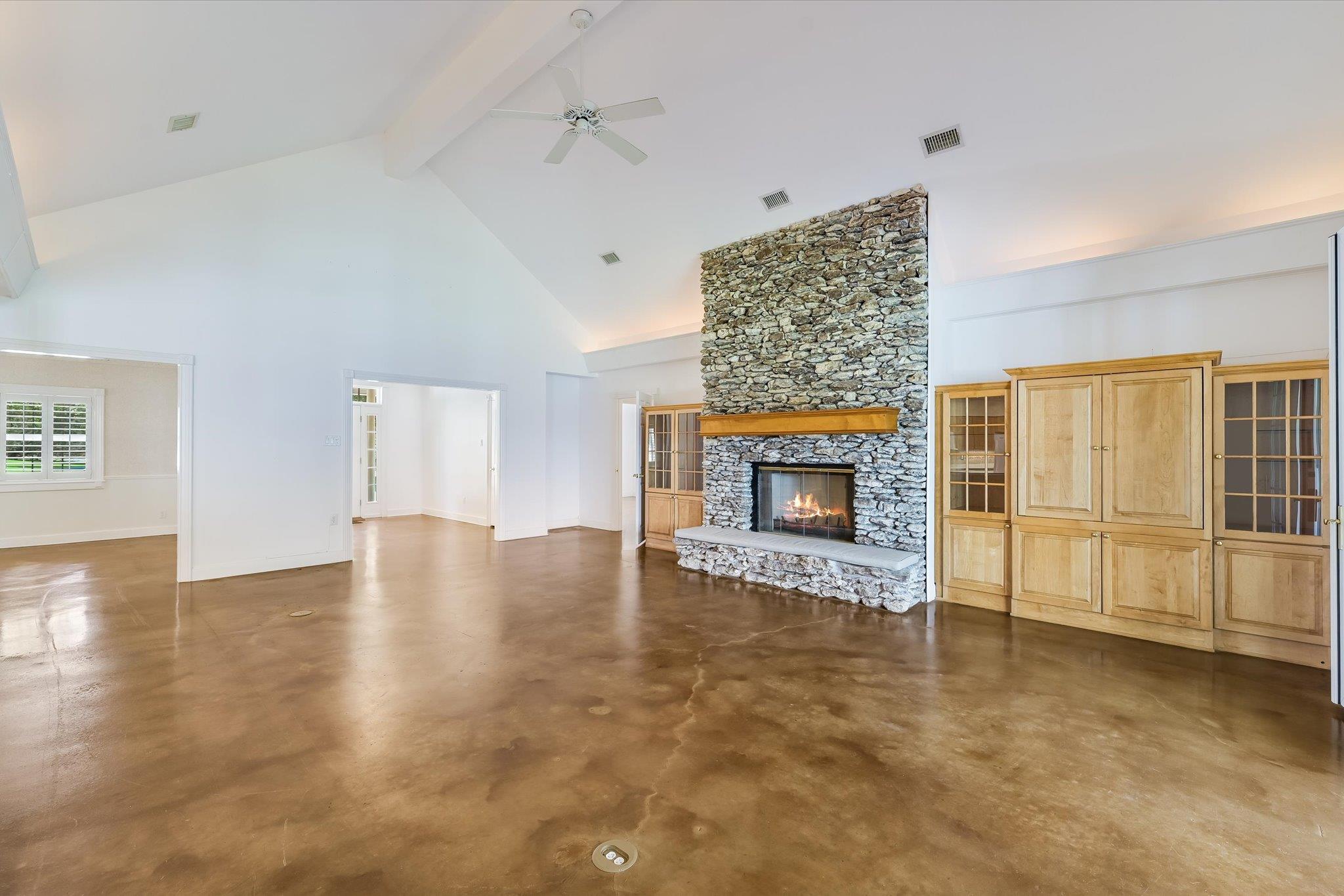 3820 River RD