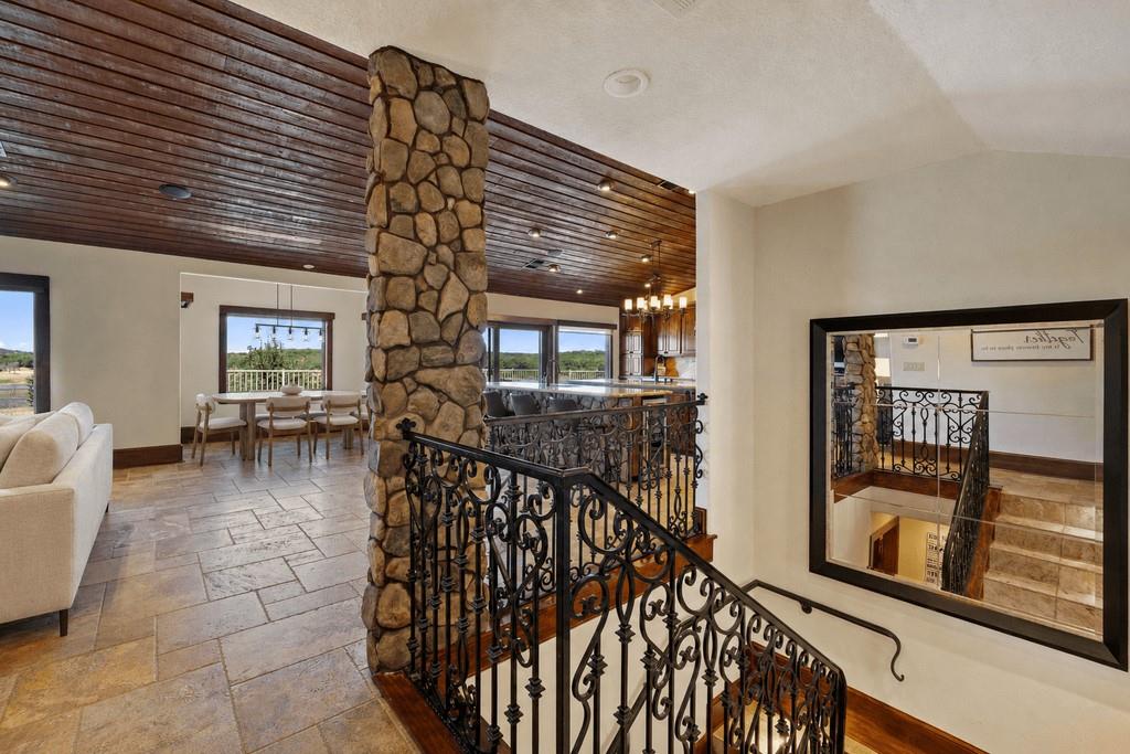 512 Harbor DR # 7