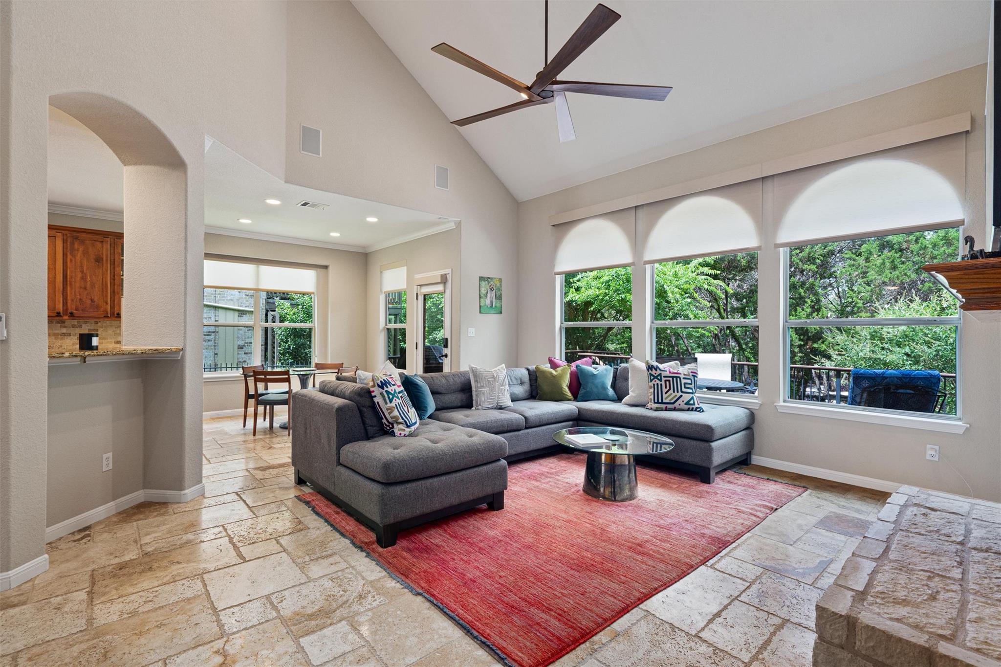 6906 Covered Bridge DR