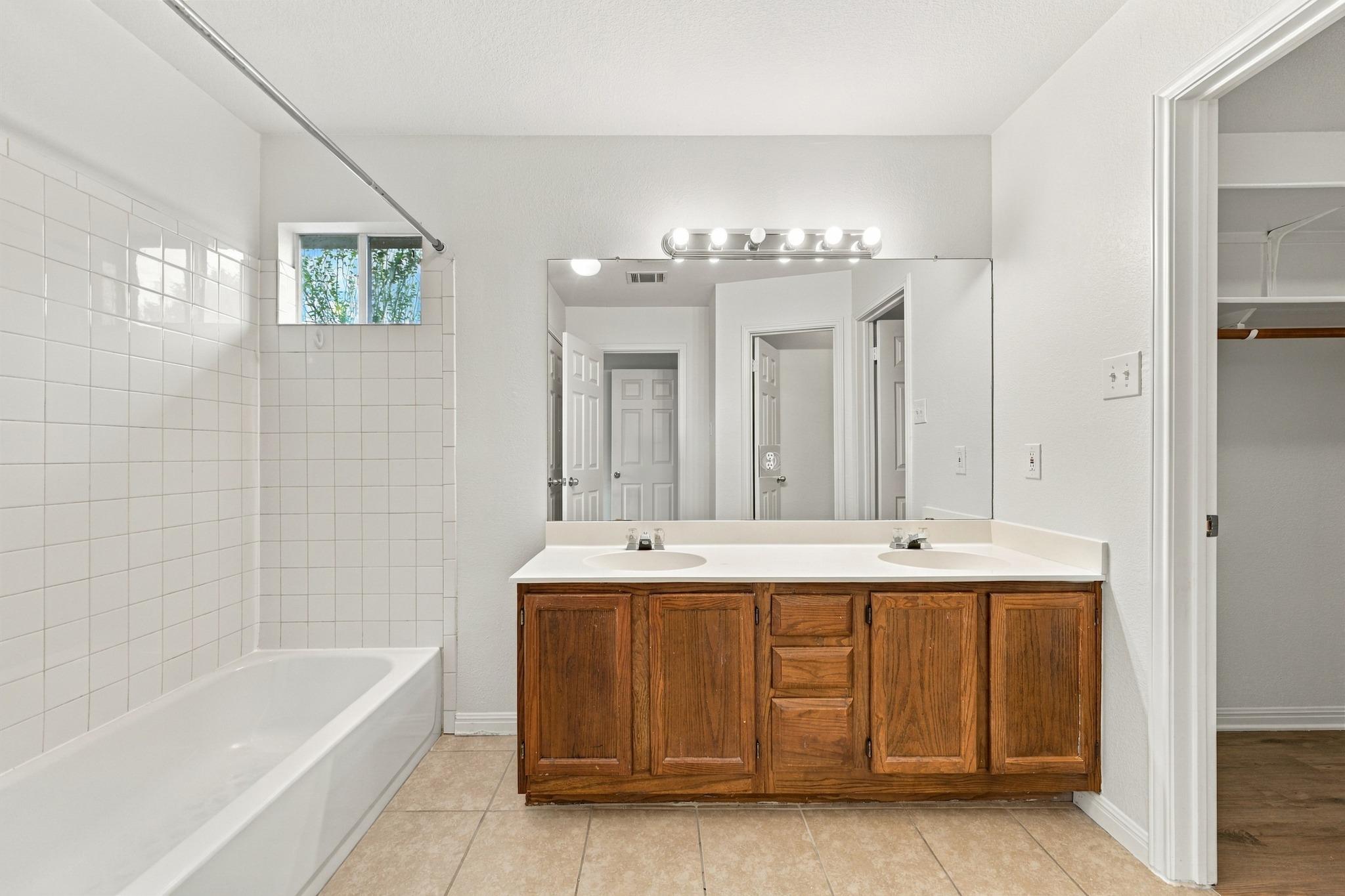 2800 Single Trace CT