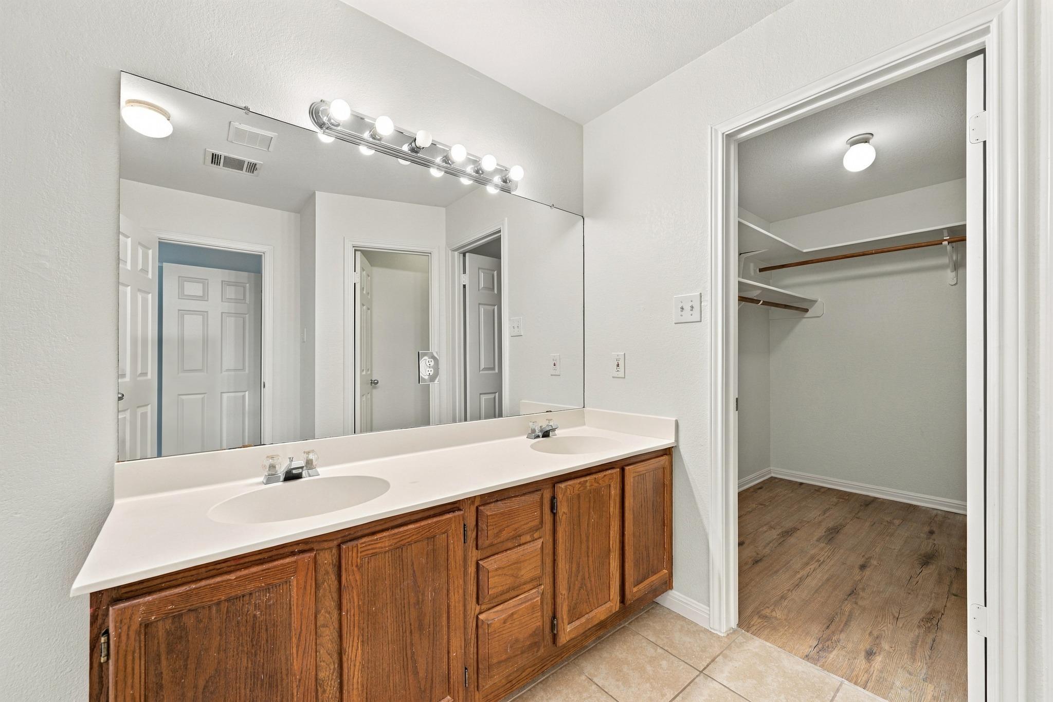 2800 Single Trace CT