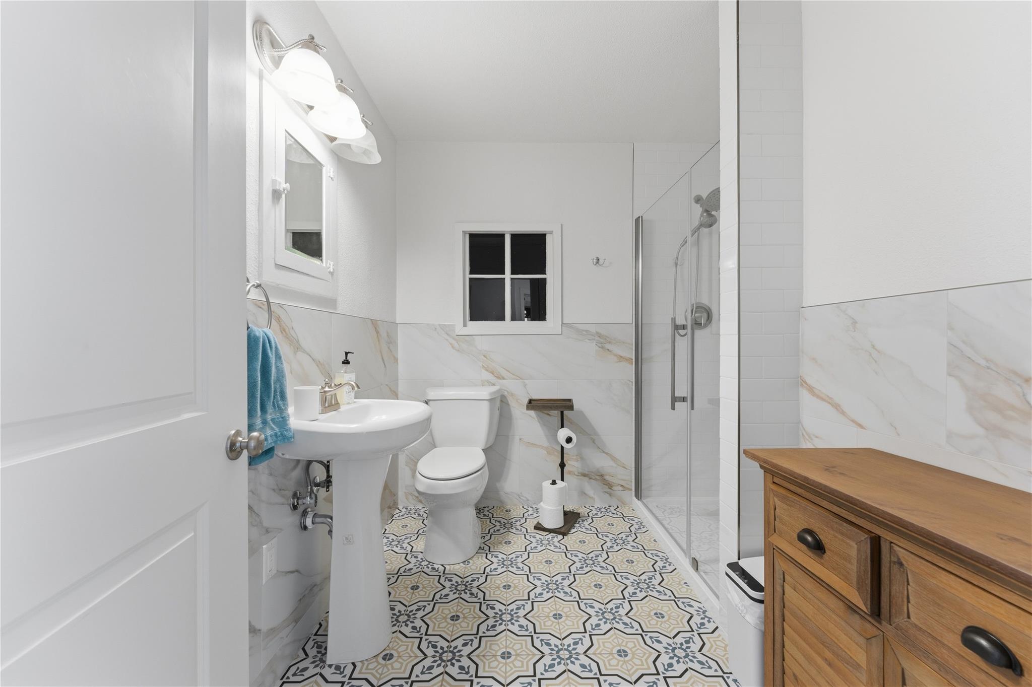 310 WIMBERLEY SQ