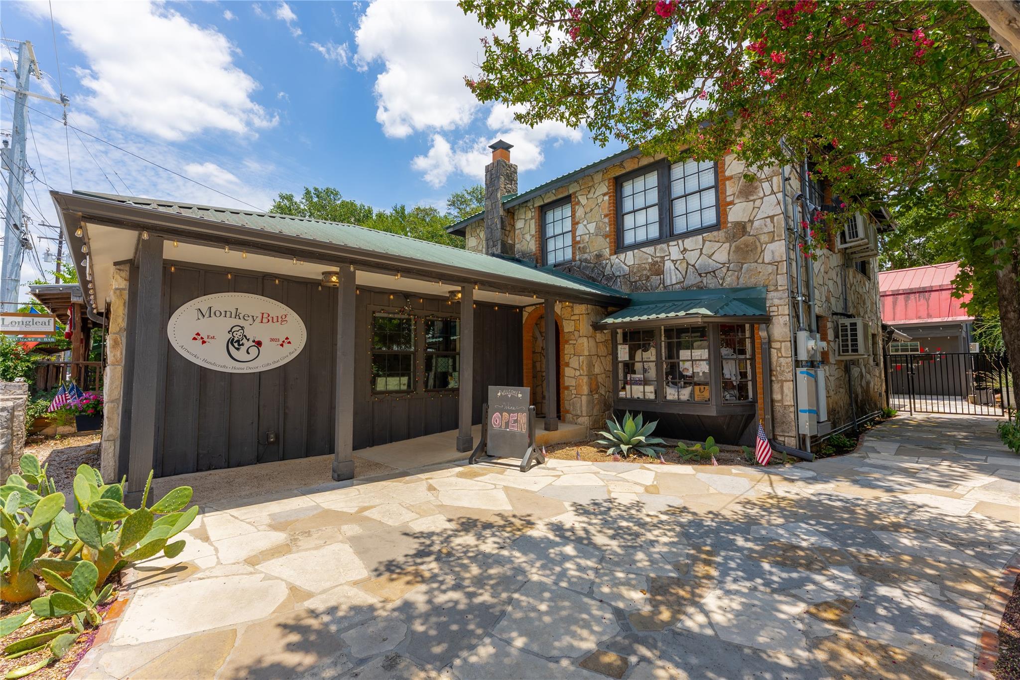 310 WIMBERLEY SQ