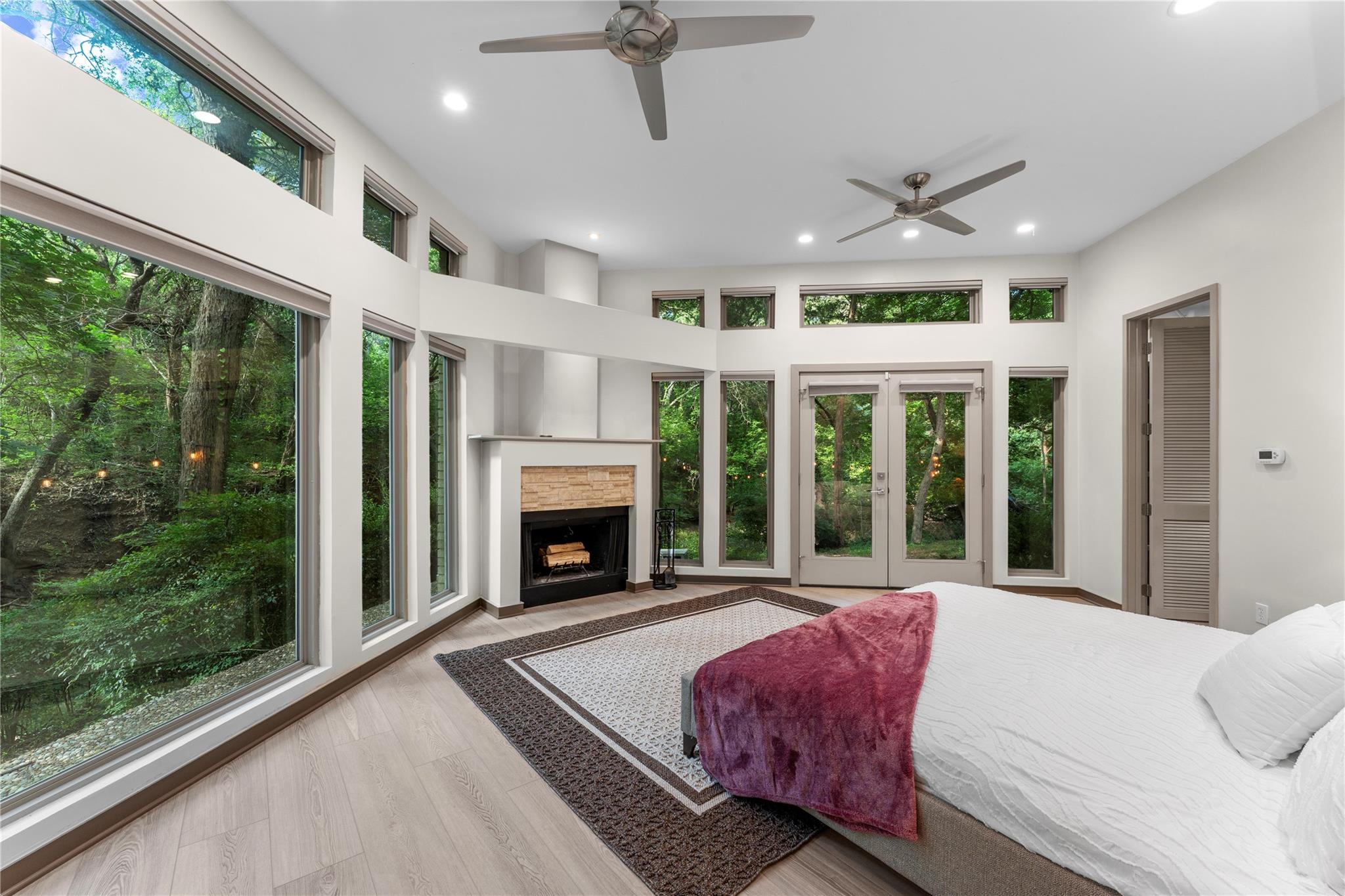 3001 White Oak DR