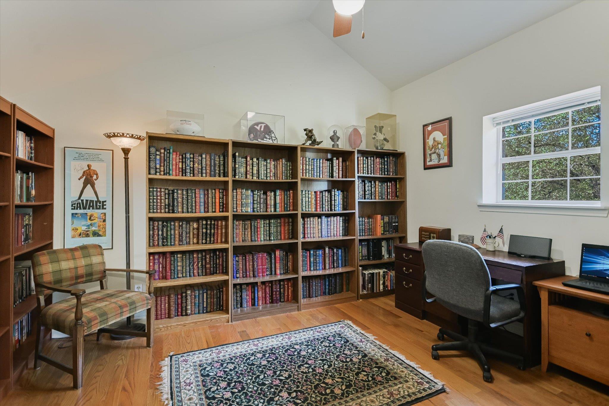 401 N RAINBOW RANCH RD