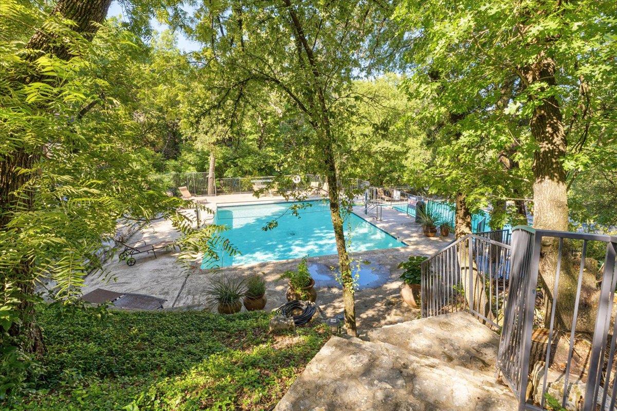 4711 Spicewood Springs RD # 222 Unit: 4-222