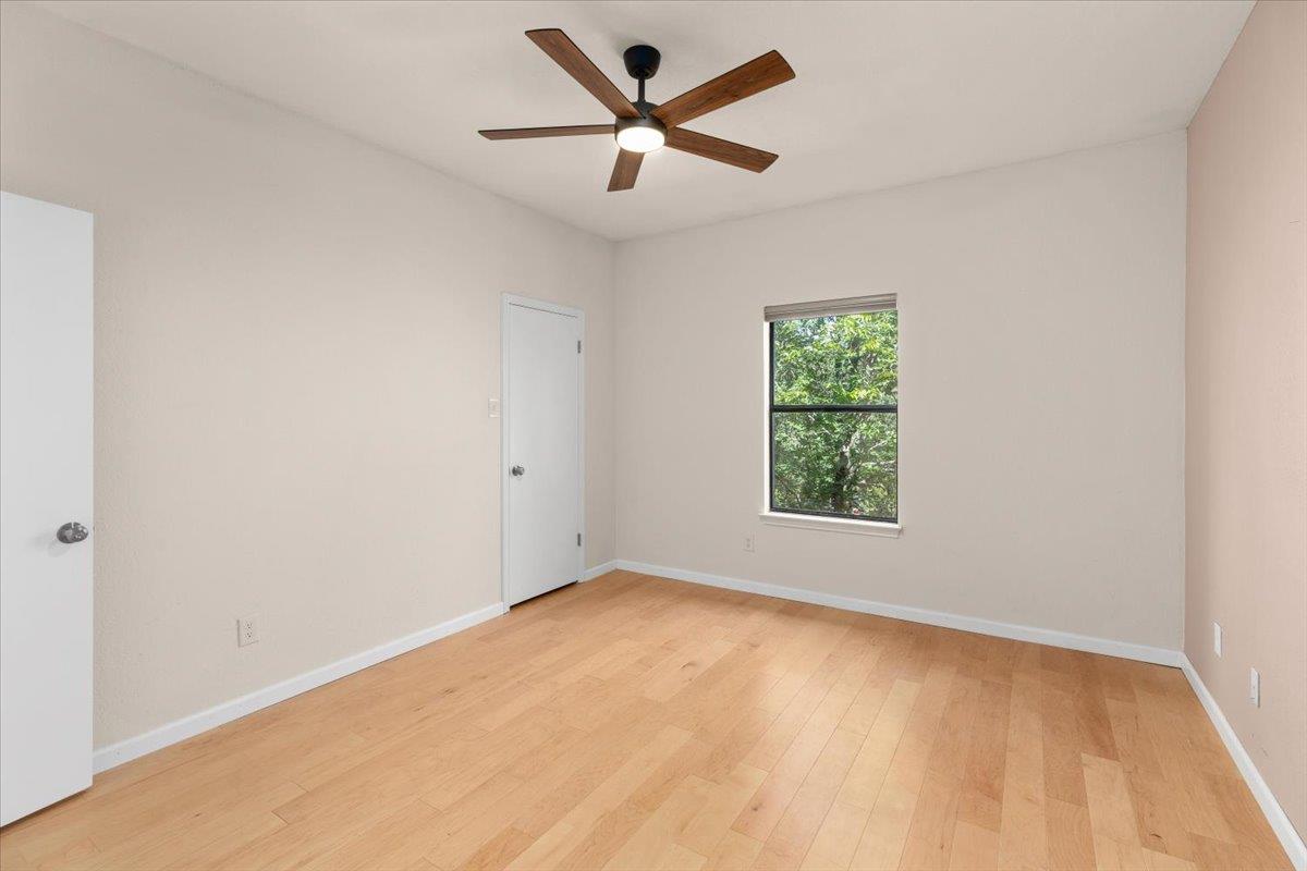 4711 Spicewood Springs RD # 222 Unit: 4-222
