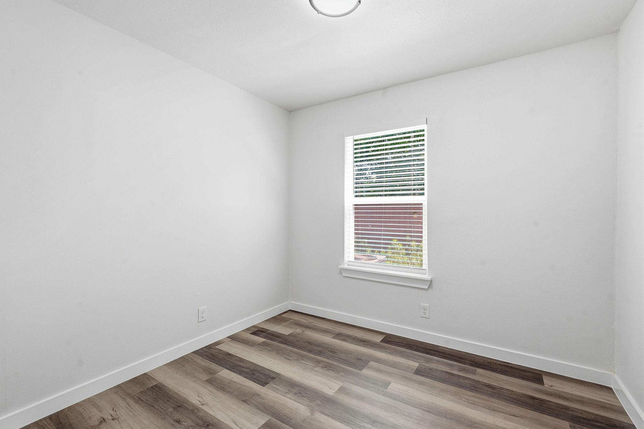 1911 Hearthside DR Unit: A/B