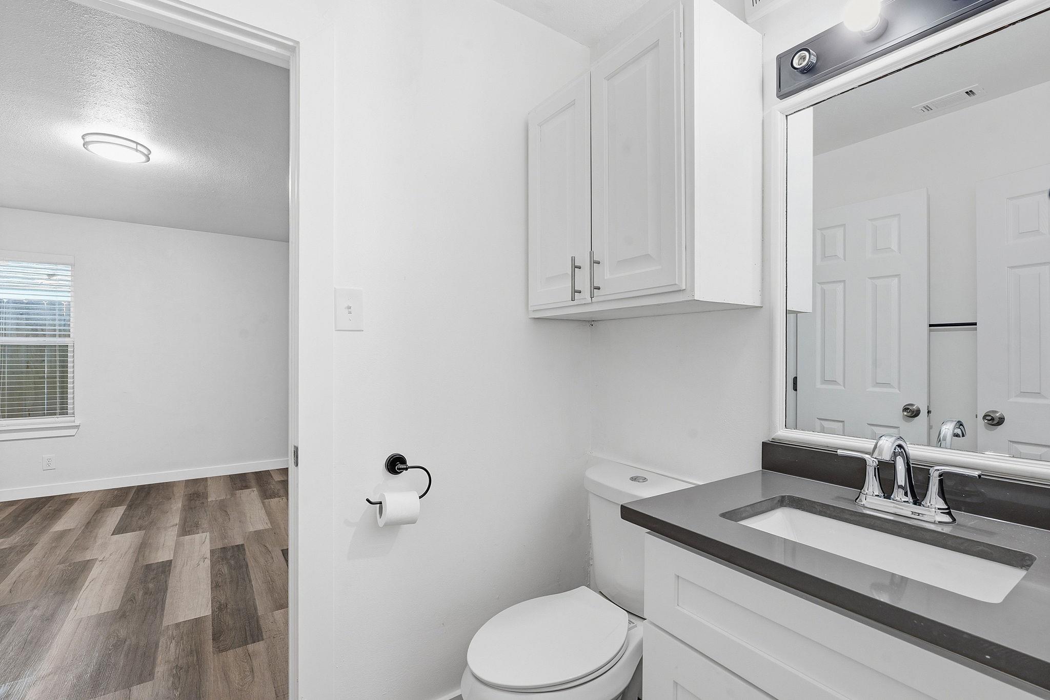 1911 Hearthside DR Unit: A/B