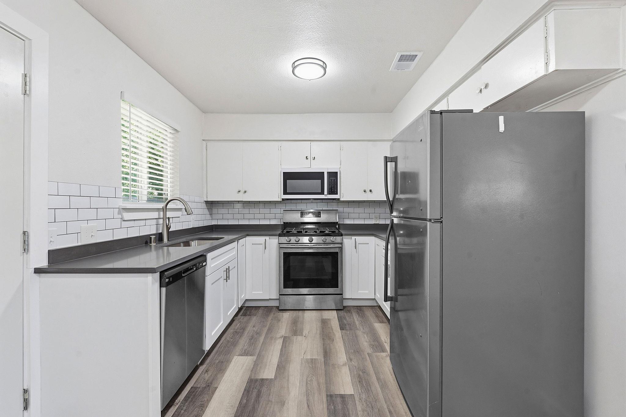 1911 Hearthside DR Unit: A/B
