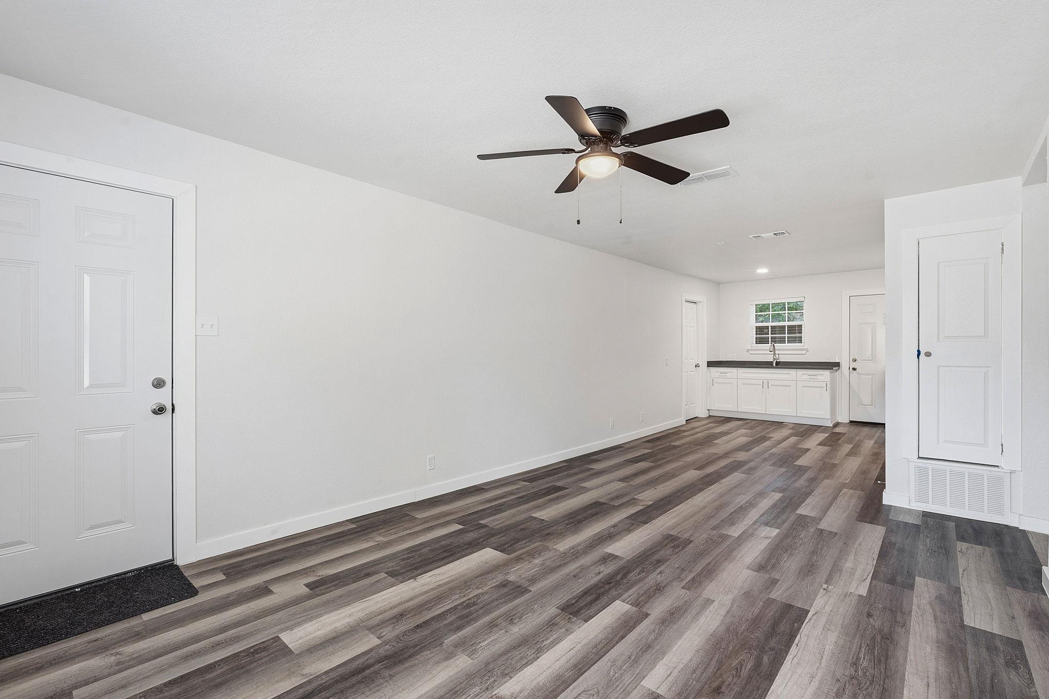 1911 Hearthside DR Unit: A/B