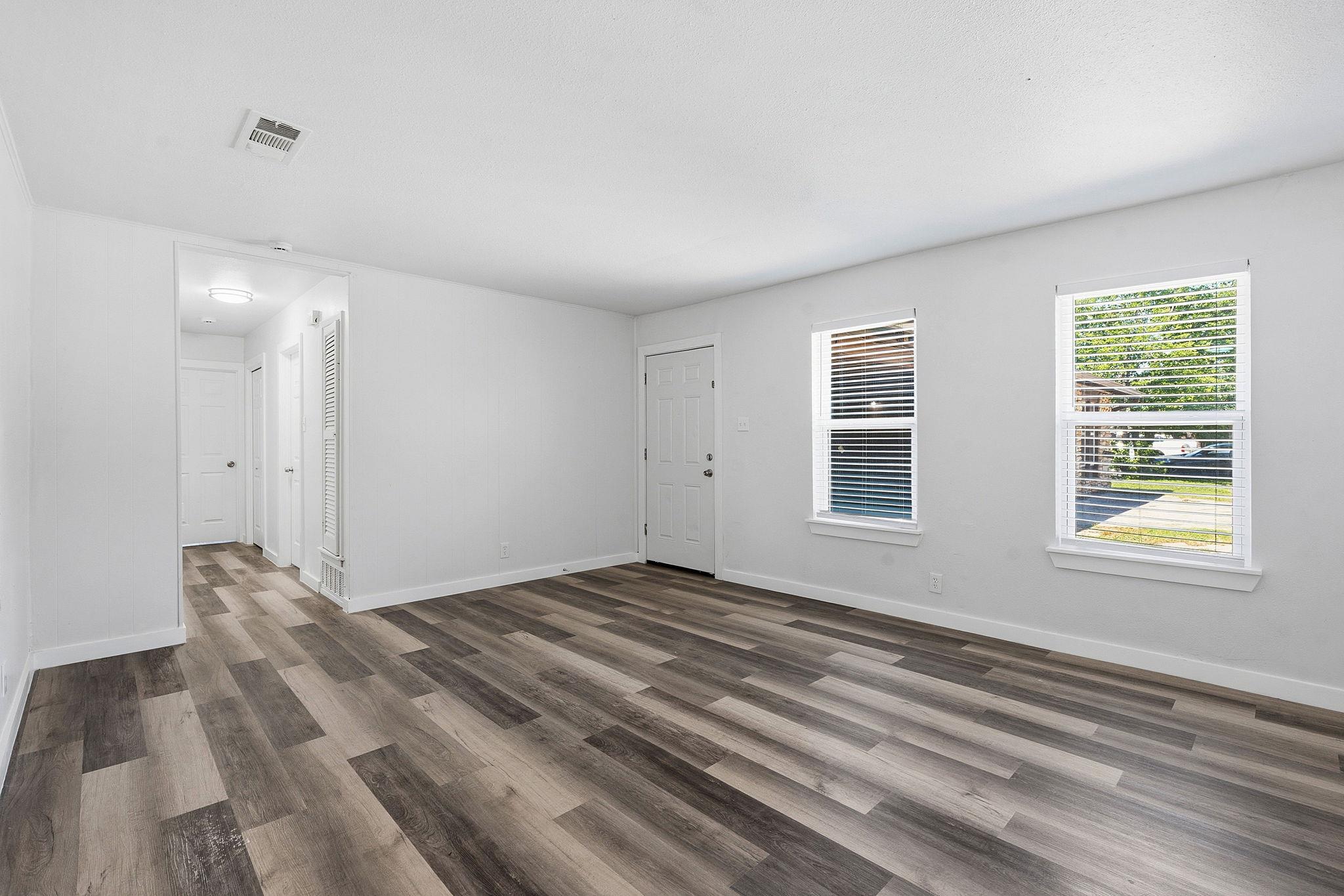 1911 Hearthside DR Unit: A/B