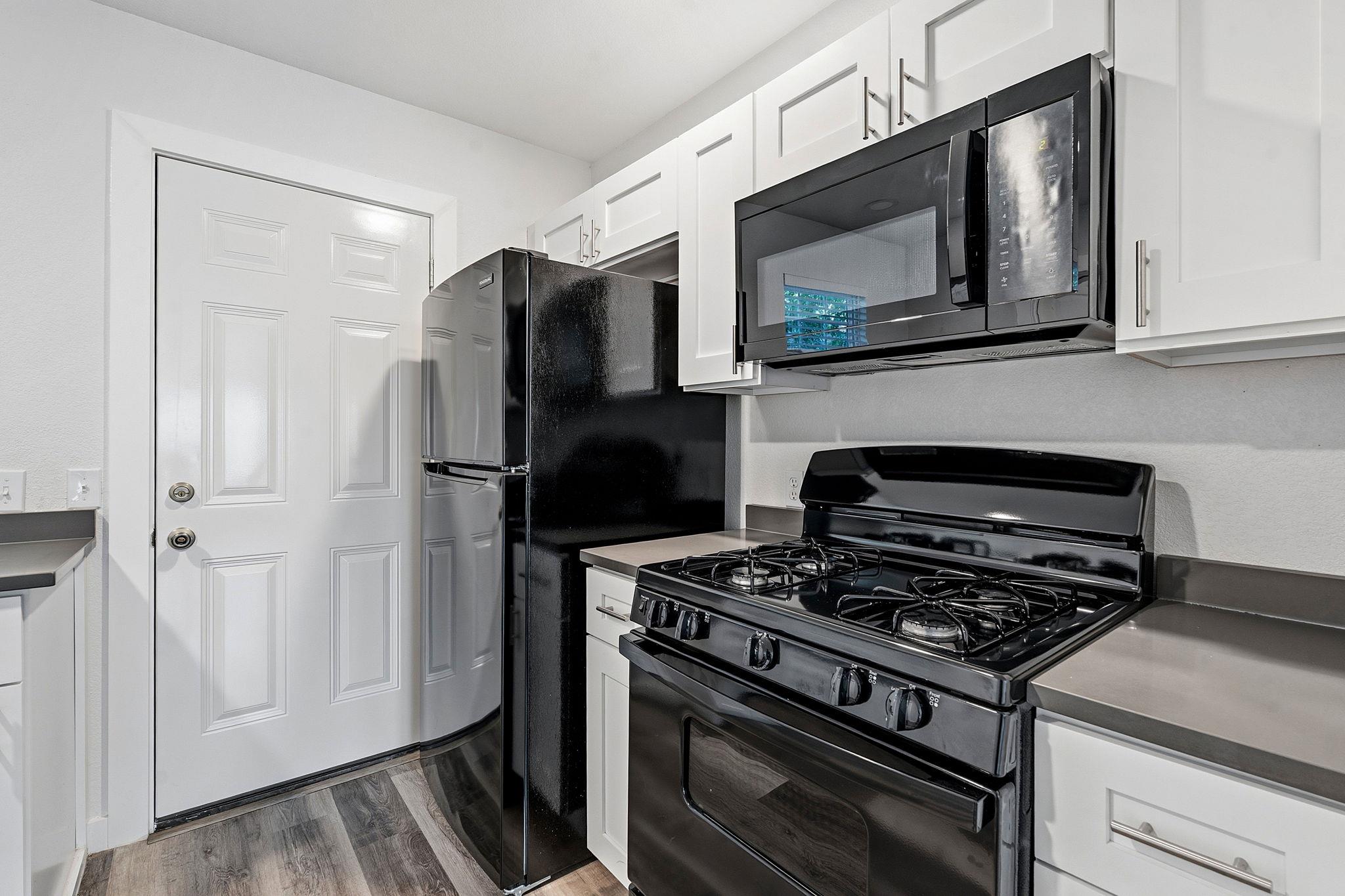 1911 Hearthside DR Unit: A/B