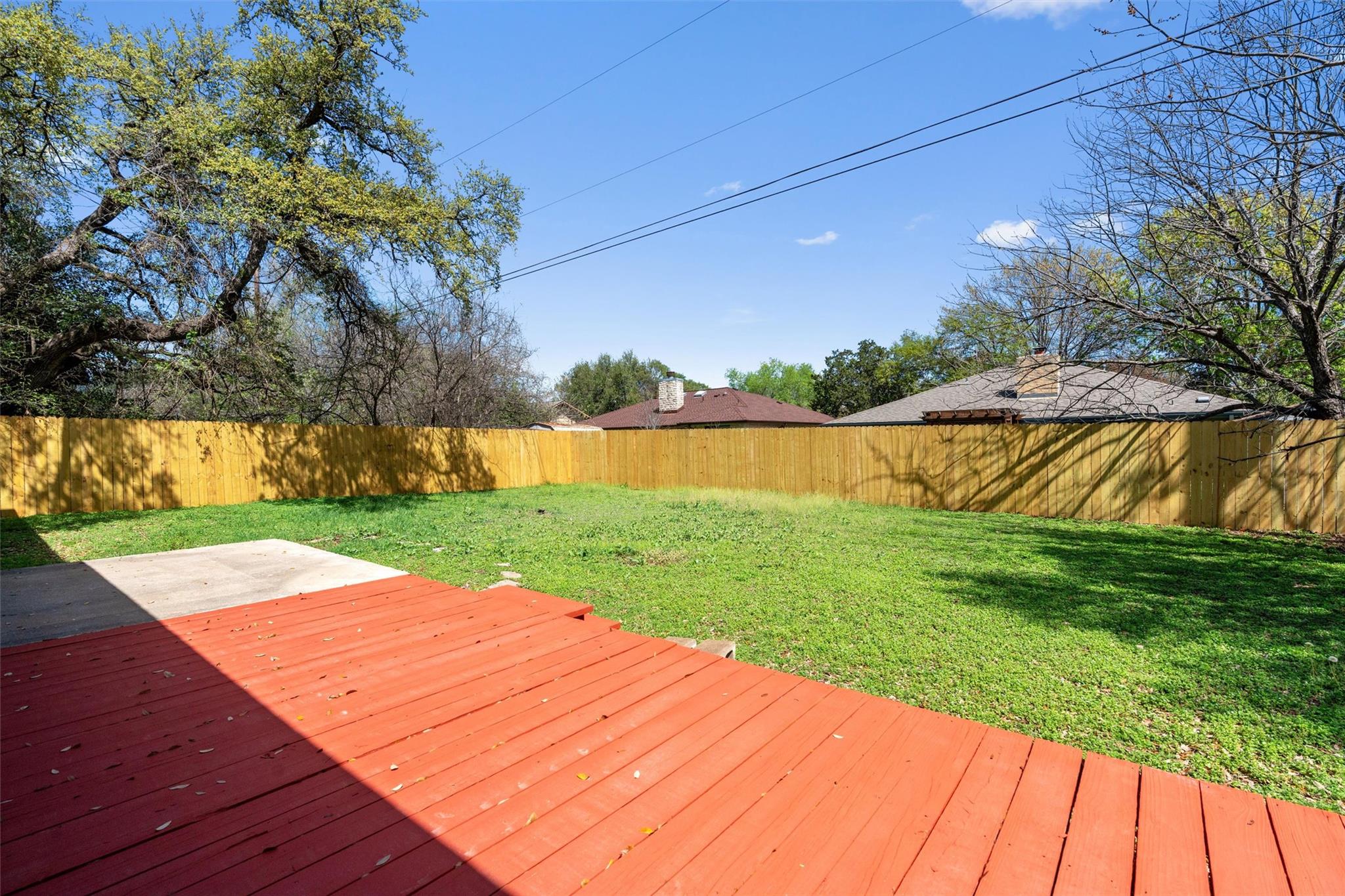 212 Rockcrest DR