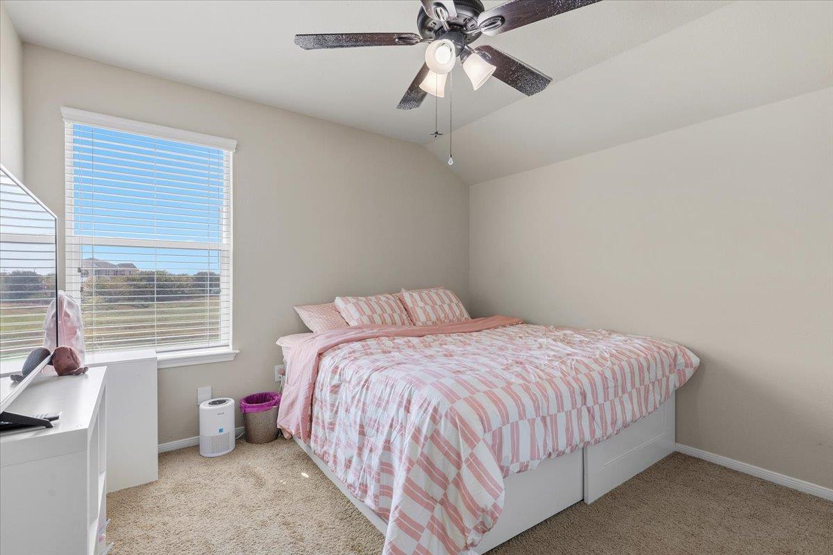 11913 Riparian RD