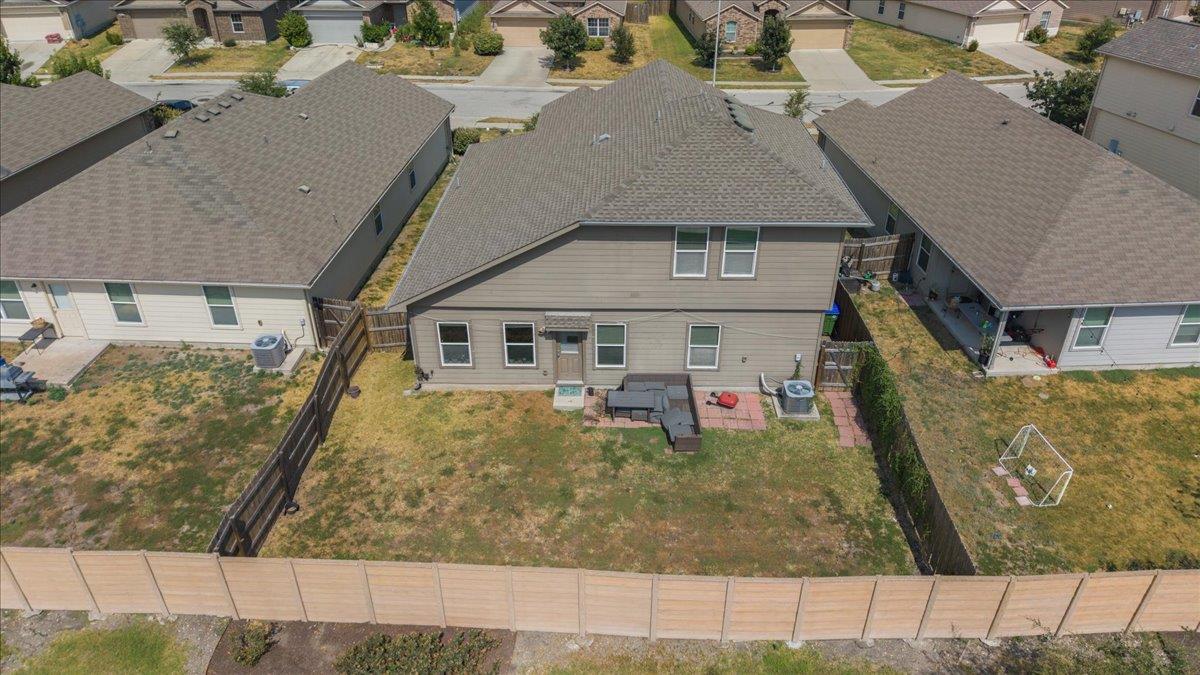 11913 Riparian RD
