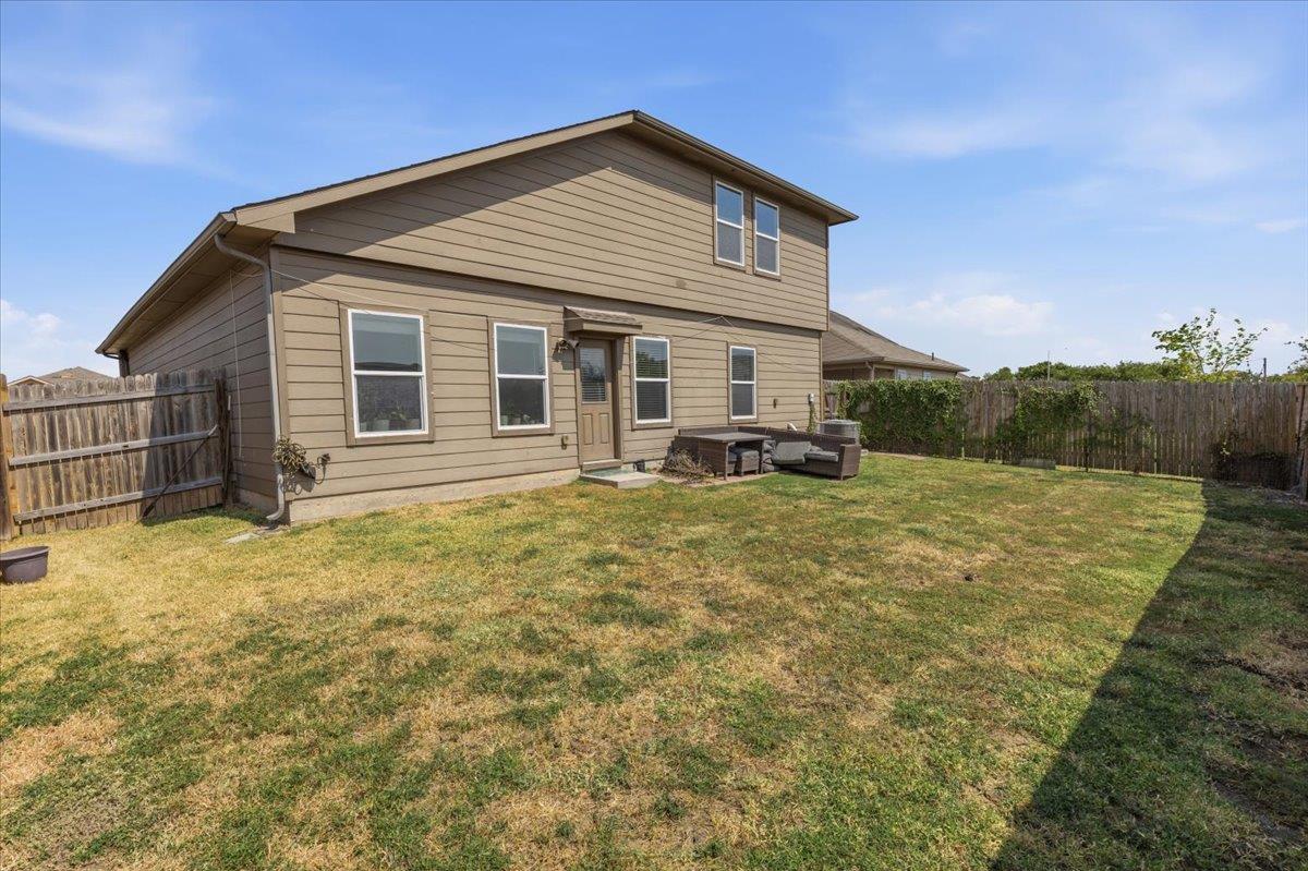 11913 Riparian RD