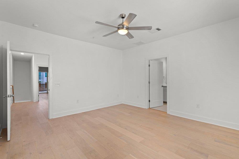 2827 Manor RD # 2201