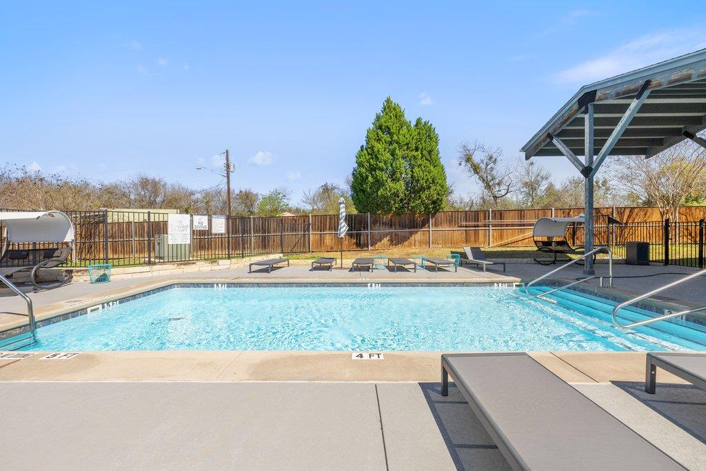 7805 Cooper LN # 401