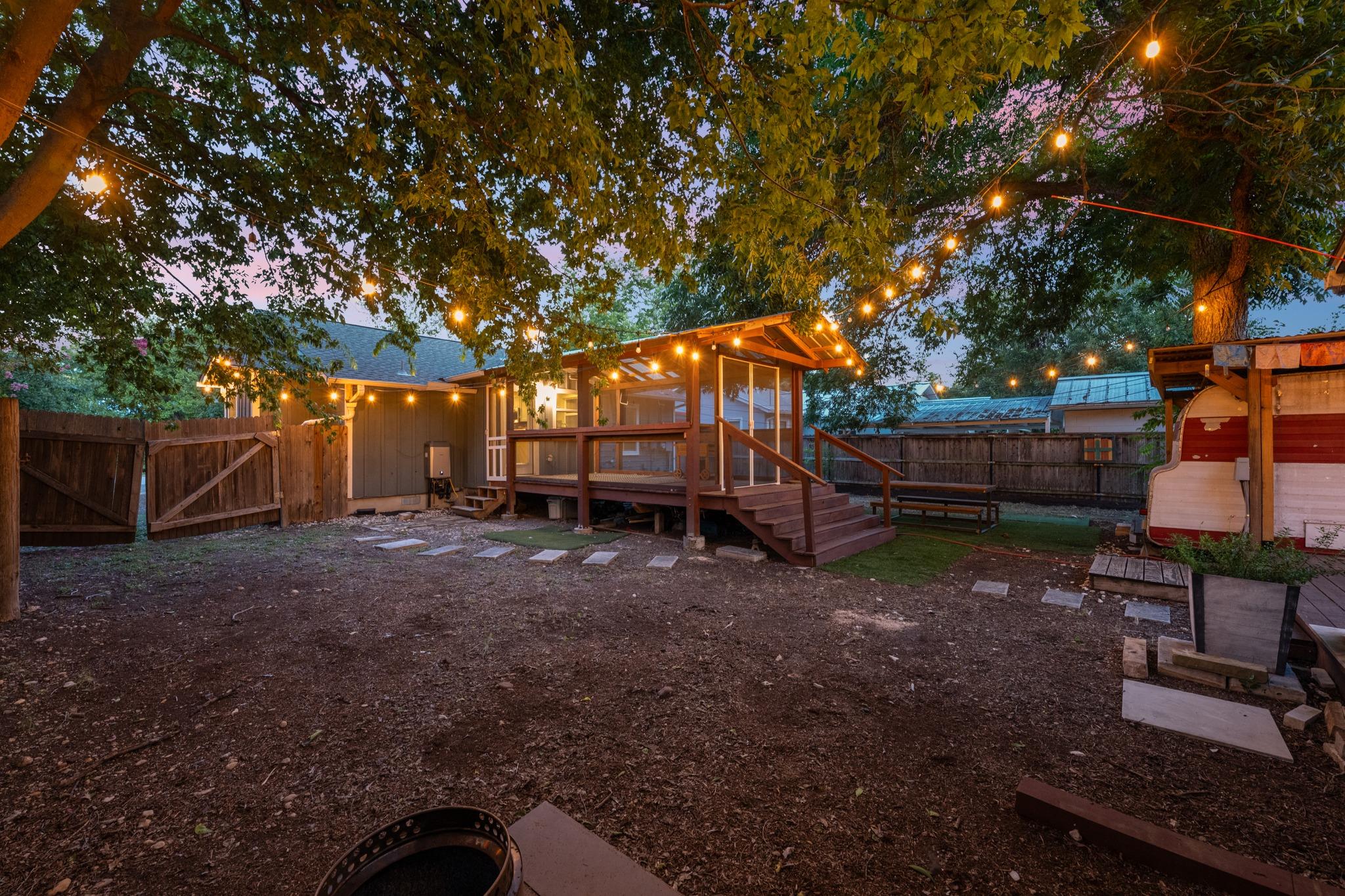 5802 Chesterfield Ave